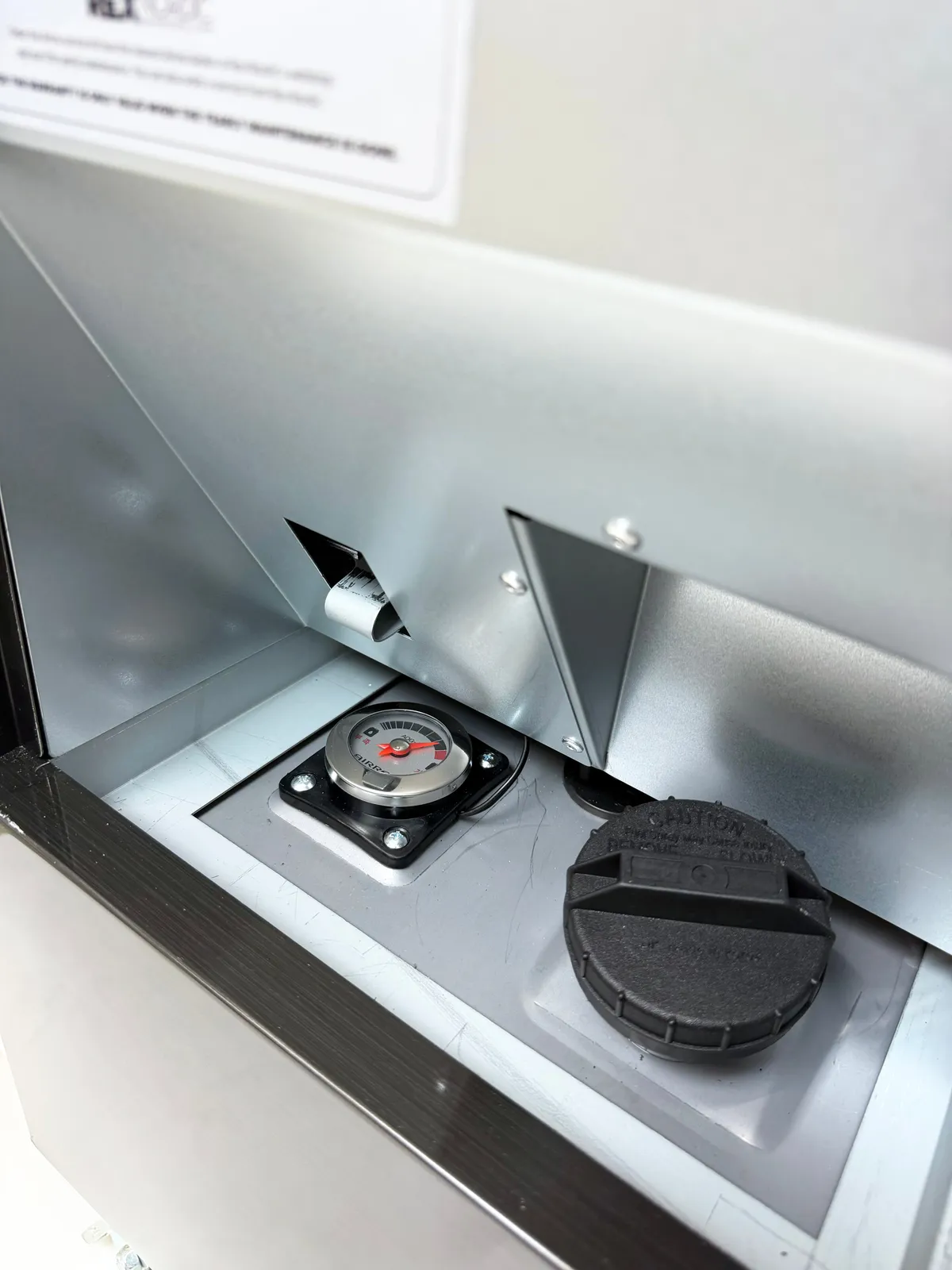 Refuelling an Airrex diesel infrared heater